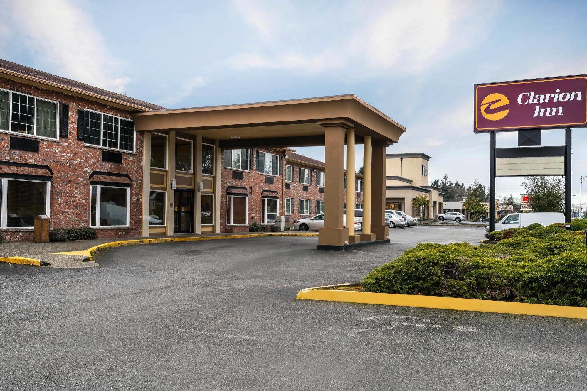 Clarion Inn Near Jblm Tacoma Exteriör bild